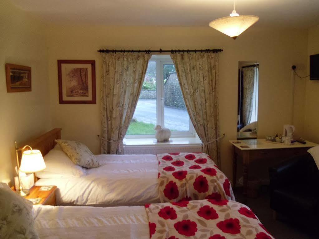 Tithe Barn Bed And Breakfast Carnforth Exteriör bild