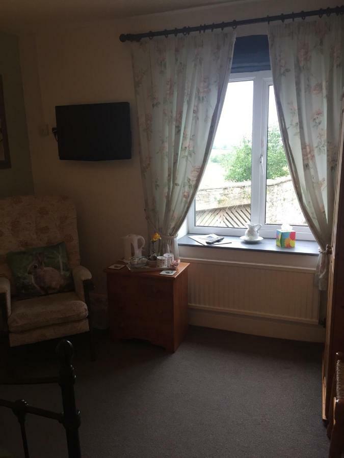 Tithe Barn Bed And Breakfast Carnforth Exteriör bild